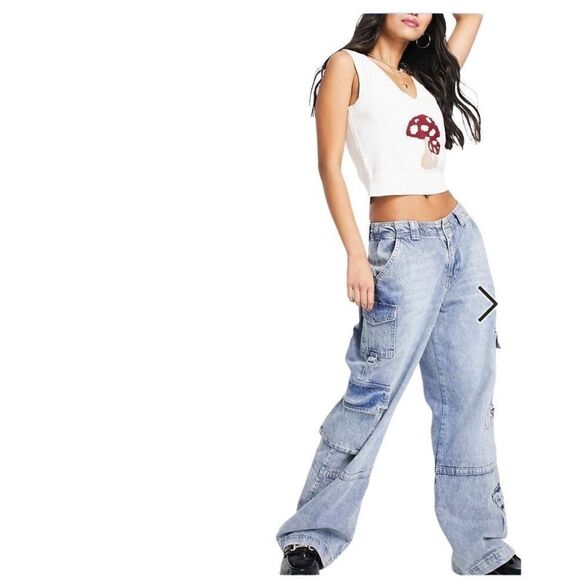 Hollister Mushroom Vest, Tank, Top, Sweater. Small. White - Picture 2 of 10